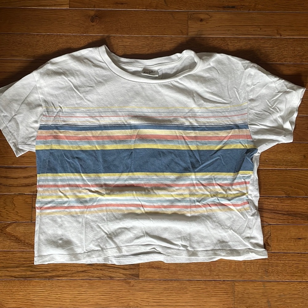 Cute cropped tee